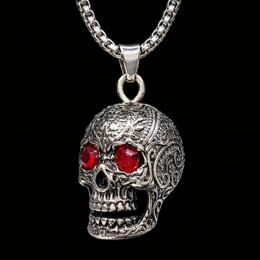 Chaine Tête de Mort – Pendentif Crâne Gothique Yeux Rouges