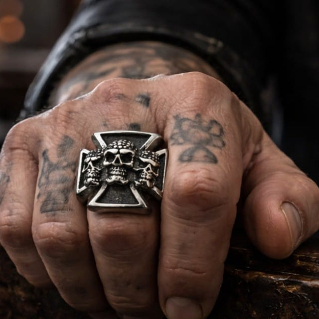 Bague croix de Malte en acier 316 L 2
