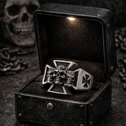 Bague croix de Malte en acier