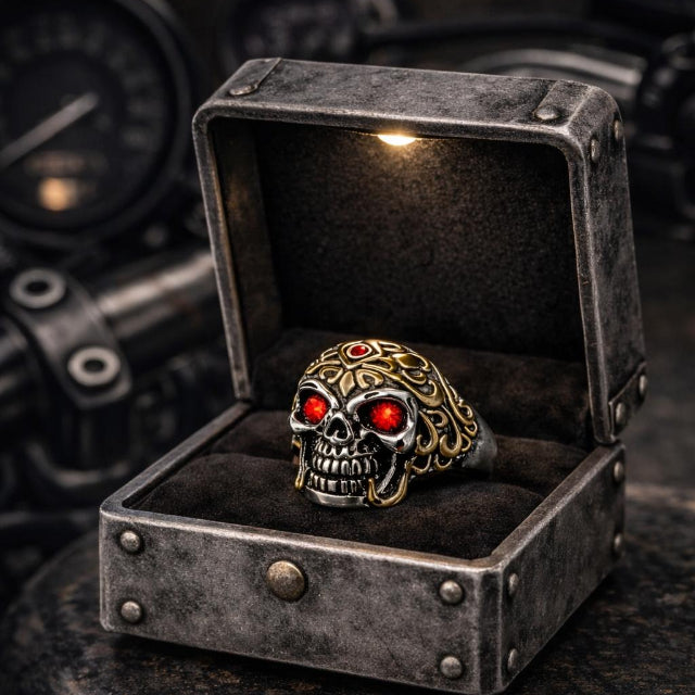 Bague Skull Gothique Yeux Rouges