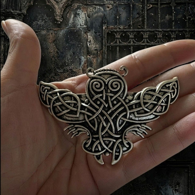 Barrette chouette celtique en métal argenté