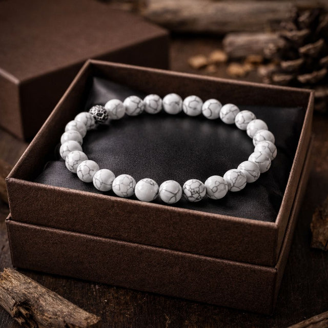 Bracelet Howlite blanche- Collection Blessed & Damned