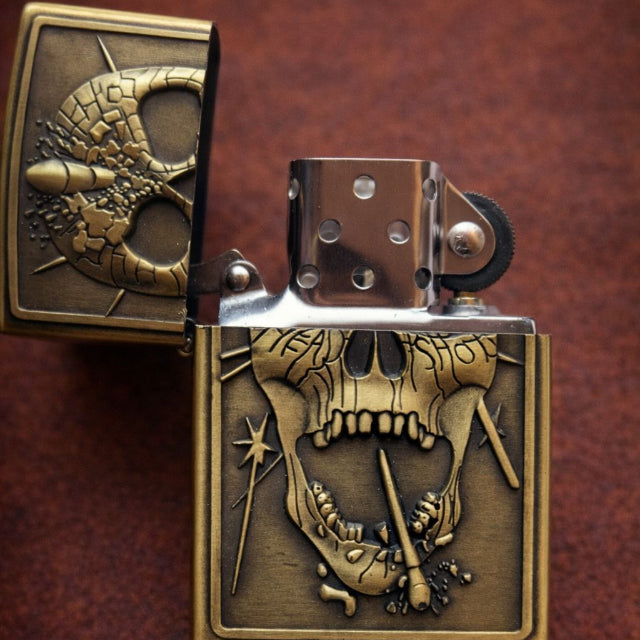Briquet Tempête Vintage – Tête de Mort  craquelé