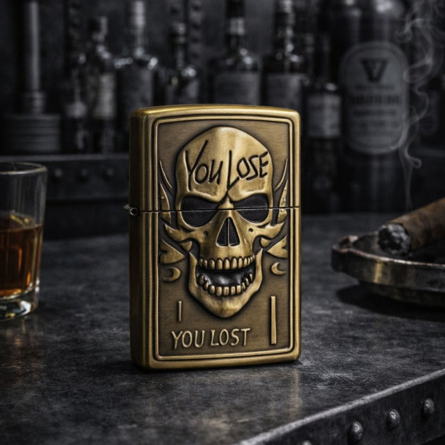 Briquet tempête métal vintage – Tête de mort "You lose"
