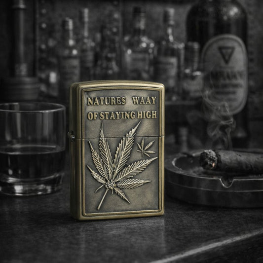 Briquet Tempête Métal Vintage – Feuille de Cannabis