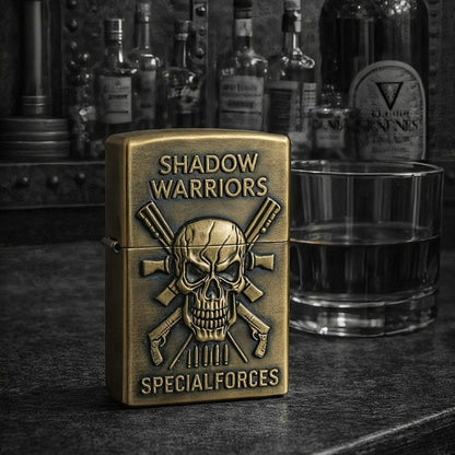 Briquet Tempête Métal Vintage – Tête de Mort  "Shadow Warriors"