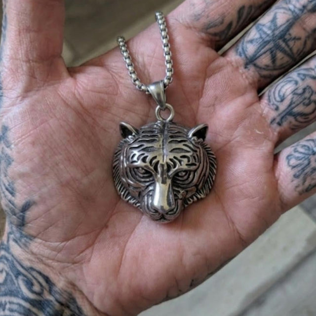 Chaine Acier Inoxydable- Pendentif Tête de Tigre