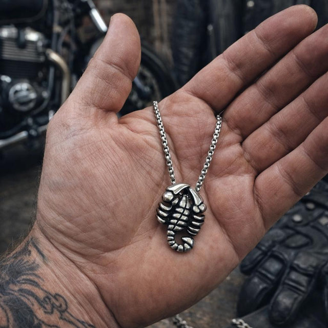 Chaine en Acier Inoxydable - Pendentif scorpion - Unisexe