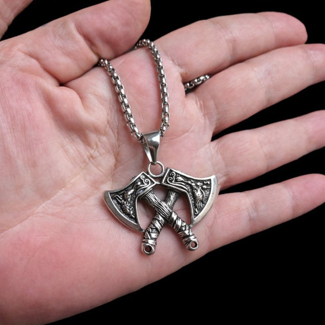 Chaine Double Hache Viking  – Pendentif Médiéval