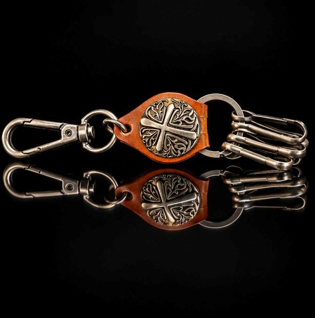 Porte-Clés Biker Cuir & Acier Inoxydable - Croix Celtique